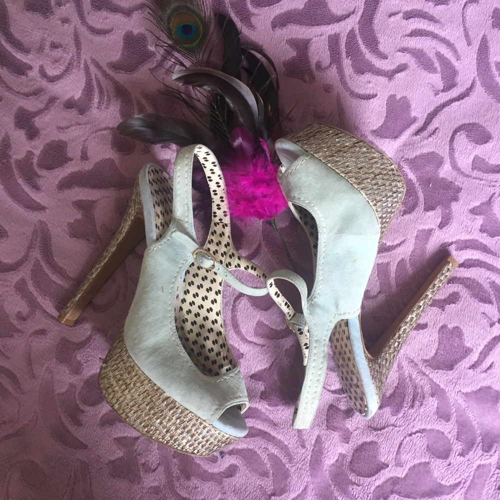 JESSICA SIMPSON Blue Suede Peep Hole Slingbacks